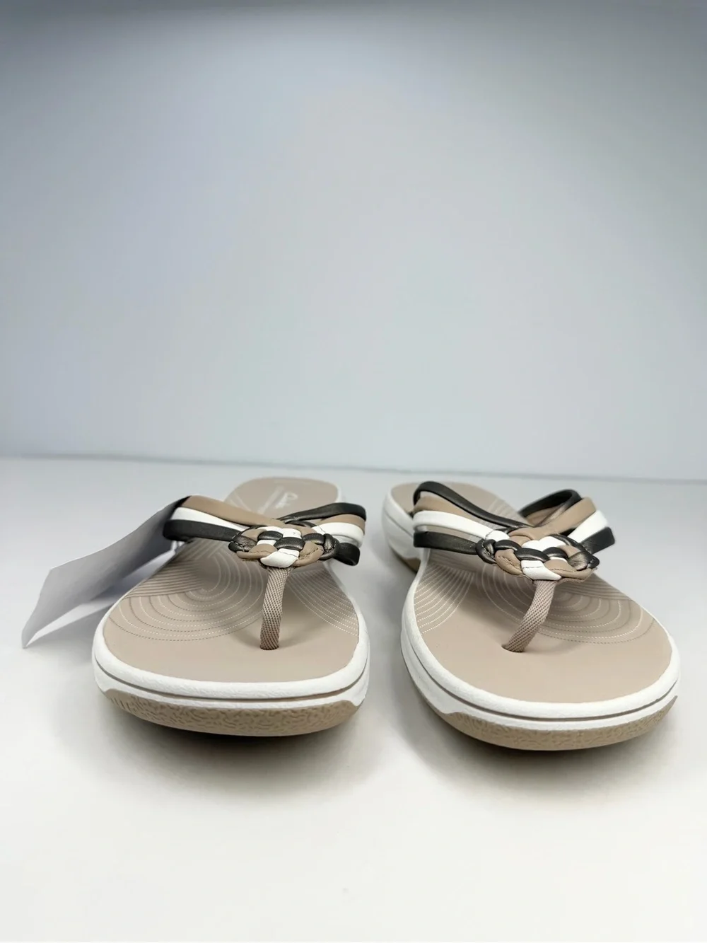 Clark's Cloudsteppers Breeze Coral Thong Sandals Brown Metallic Combo Size 7M - Picture 2 of 11